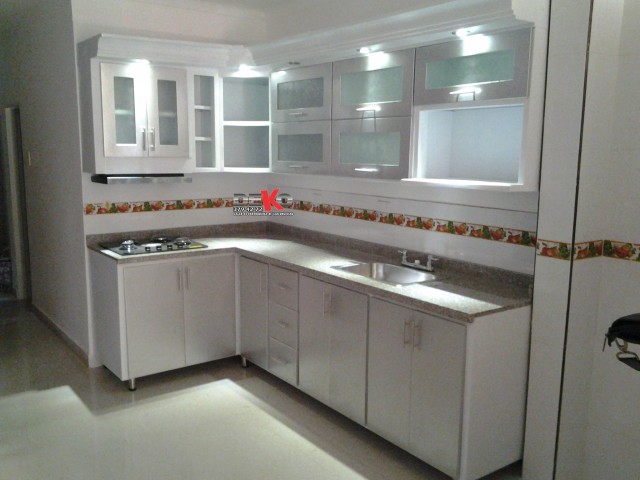 Cocinas Metálicas Ref. 26 – DEKO COCINAS Y CLOSET